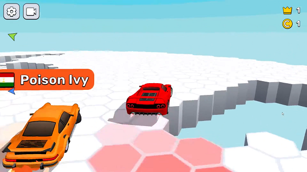 Survival Race mid-match with collapsed hexagonal tiles creating gaps in the arena floor